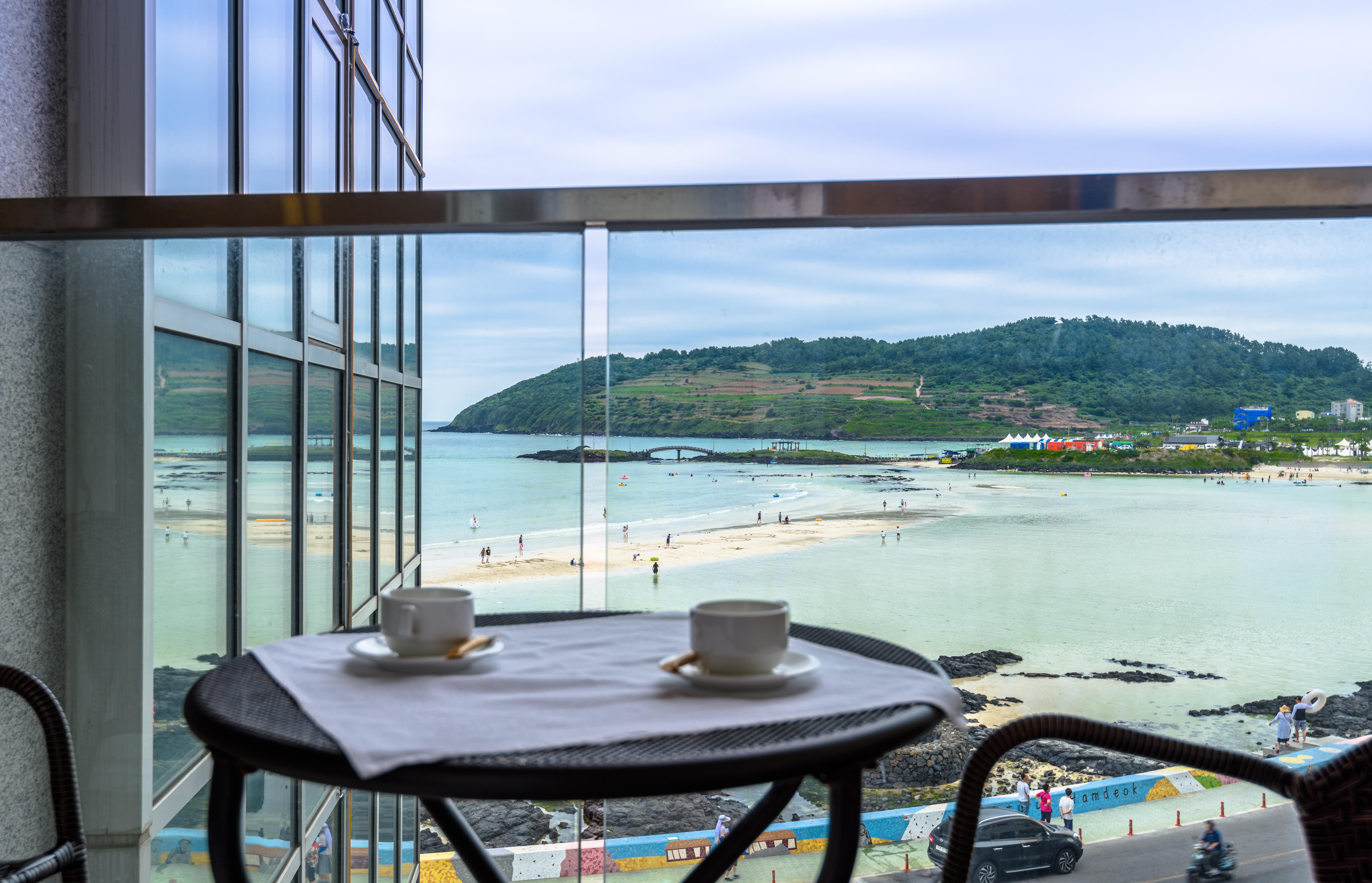 Aimi Jeju Beach Hotel Εξωτερικό φωτογραφία